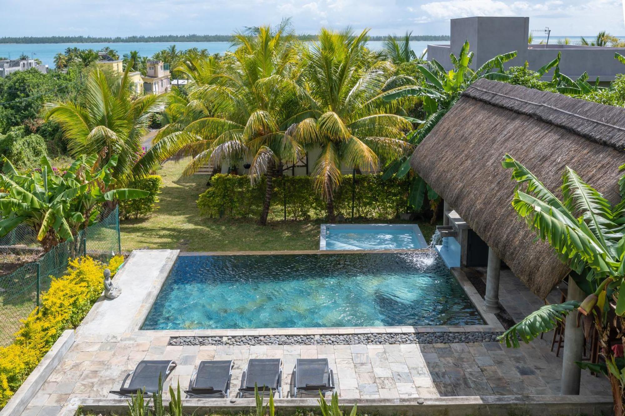 Twakila Sunset Suites La Gaulette Exterior photo
