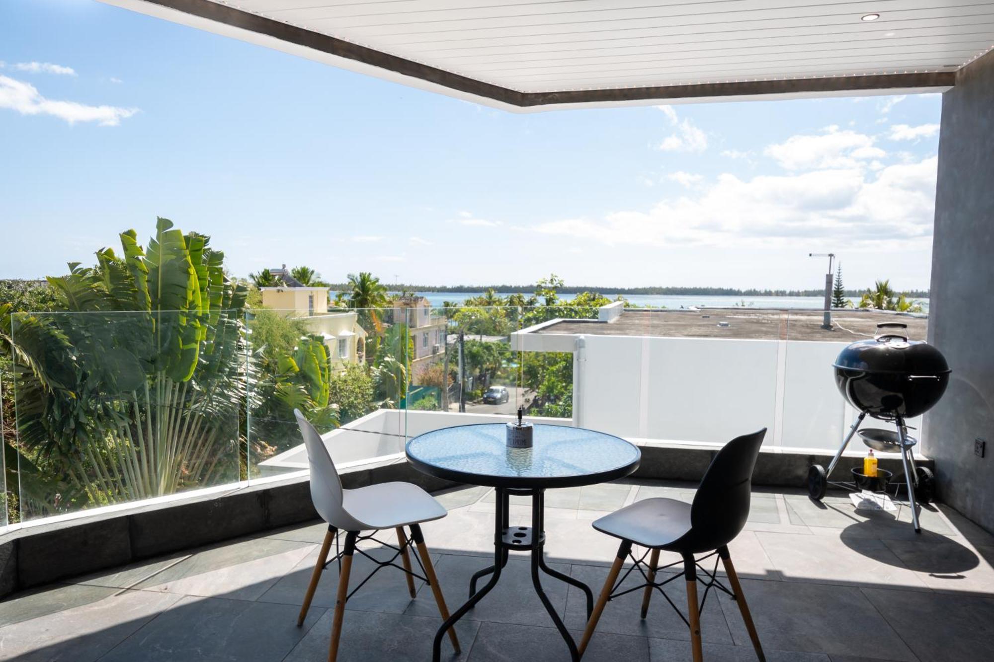 Twakila Sunset Suites La Gaulette Exterior photo